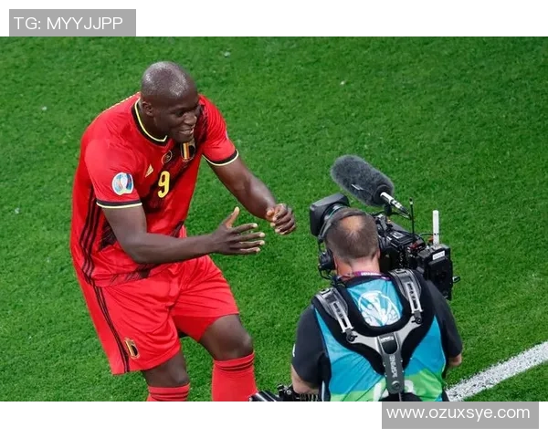 爸爸是足球运动员的球星 我的足球梦想与父亲的荣耀同行